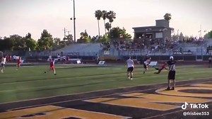 An interesting round golf tournament#frisbee#frisbeechallenge#frisbeetrickshot