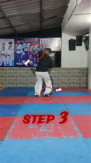 Double spin kick🔥🥋 #tutorial #taekwondo #martialarts #karate #shorts #shortsfeed #trending #viral
