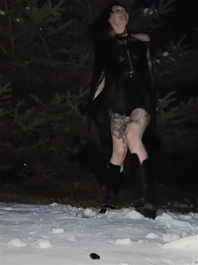 emilyofthewoods (@emilyofthewoods)’s videos with original sound - Fortnite Official