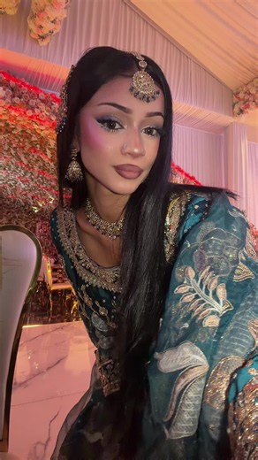 Aysha.xco (@aysha.xco)’s videos with Oye Oye Template - properaami