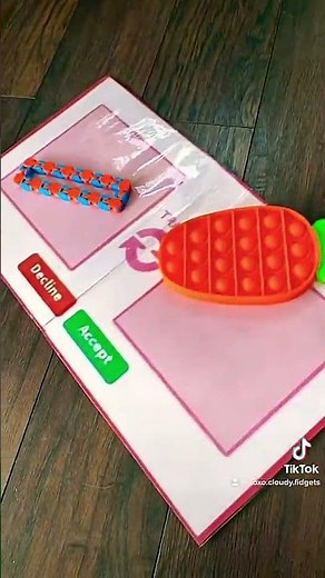 ⁉️FIDGET TRADING WITH A TWIST⁉️(skit)