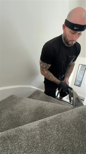 EnviroClean Wakefield on Instagram: "Start 2026 the right way — with a fresh, clean home! ✨ Hi everyone, Michael here, owner of Enviroclean Wakefield. I know Christmas isn’t even over yet… but now is the perfect time to start thinking ahead to the New Year — new goals, new routines, and a fresh start for your home. A professional carpet or upholstery clean is one of the simplest ways to kick off the year feeling organised, refreshed, and ready to go. We were unbelievably busy before Christmas an