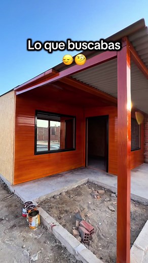 Casa Prefabricada de 90m²: Diseño Moderno y Accesible