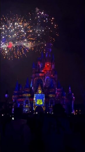🌠 “Disney Magic Kingdom Night Show 2025 | Fireworks Spectacular at Cinderella Castle ✨”