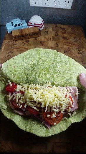 The Secret Behind CRIMPIT Leg Ham, Cheese, and Tomato. How to seal a CRIMPIT Wrap.