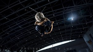 POV: the Inosuke cosplayer jumps up and you take the photo Credit/Photographer: 小洛真不错📷(xiaohongshu) Repost | Miccostumes