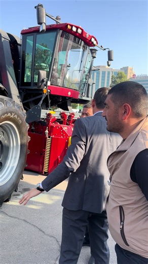 Traktorlarimiz Mijozlarimizdan: Haqiqiy Reklama