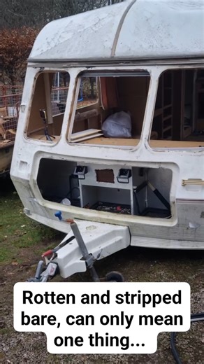 TOTAL TEARDOWN: Stripping a Rotten Caravan to the Chassis #restoration #diy #vanlife #automobile