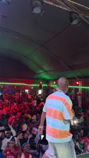 Mr blue kwenye moja na mbili #twenzetuchanika #chanikainogire🔥🔥🔥 #tiktoktanzania🇹🇿🇹🇿 #tiktokkenya🇰🇪 #batajuuyabatahatulalimpakajanuary