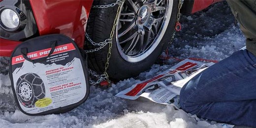 How to: Put on Snow Chains and Drive Safely - Les Schwab