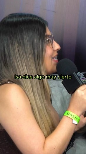 27K views · 364 reactions | Los hombres son un juguete #podcast #oncam #fyp #entrevista Gracias @isabellegoncalves24 y @evento_community_up | On Cam Podcast | Facebook