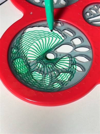 Endless Loop Drawing with Spirograph Art