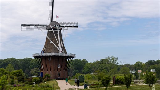 Holland windmill park sees record year, extends season