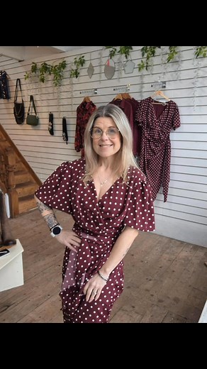 Blossom Boutique, Glossop on Reels