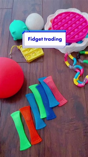 Fake fidget trading!!💗💗💗 #fidgets #fidgettoys #fidgettrading