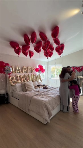 Te amo 😘 feliz cumpleaños | husband reacts