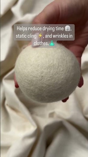 Dryer Sheets vs. Dryer Balls: What’s the Difference?🤔