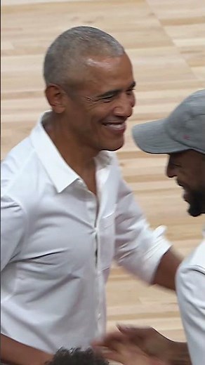 Barack Obama is ready to watch USA Basketball 🇺🇸 #USA #Basketball #Obama #Lebronjames #StephenCurry