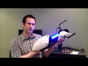 NECA Portal Gun Review - Lights and Sounds Demo