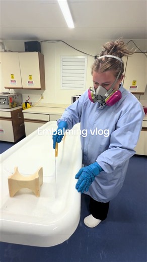 Embalming Vlog: Finding the Artery and Vein