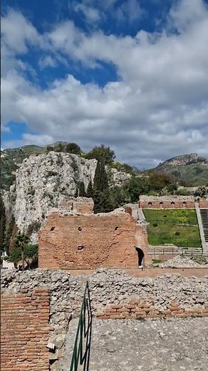 Teatro Antico Taormina: Experience the Magic! 🤩