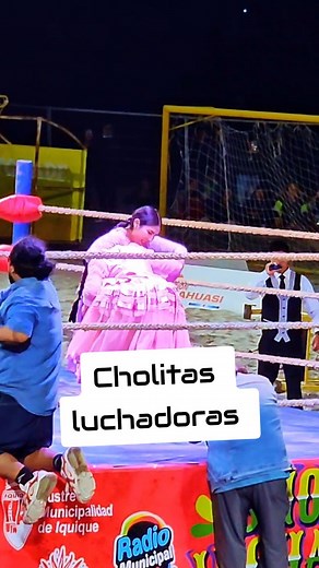 Cholitas Luchadoras: Lucha Libre en La Paz, Bolivia