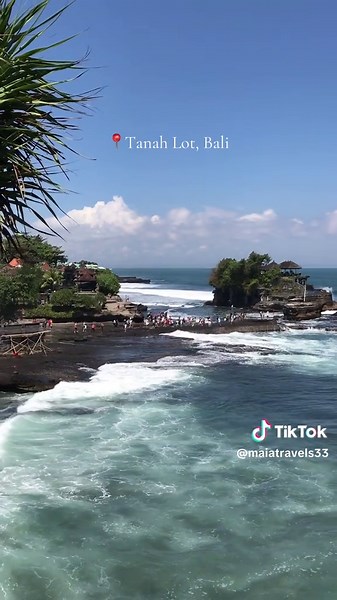 Tanah Lot, Bali: Destinasi Wisata Unik