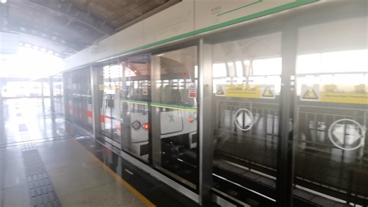 深圳地铁1号线148车出后瑞站（往机场东）