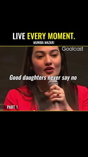 Part 1/7: Muniba Mazari openly talks about how her life changed after a car accident left her in a wheelchair. 👉 Swipe to watch more! #FYP #Speech