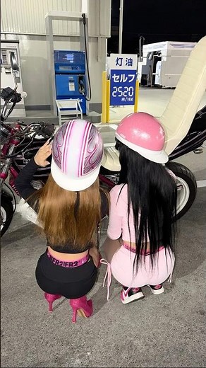 バイク乗せてもらった~🏍💕⁡#バイク #zephyr #fr2 #カスタム #automobile #旧車會 #レブル女子 #旧車会 #ツーリング #コール #バイク女子 #バズれ #毎回ありがと
