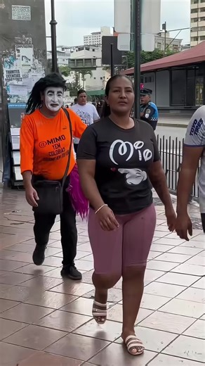 Hilarious Elevator Pranks That Make You Laugh