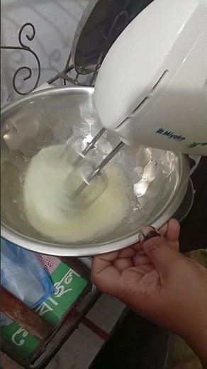 Whisking Egg Whites with an Electric Hand Mixer for Baking #getcooking