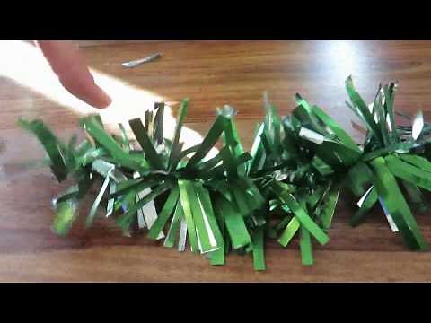 DIY : How to make a real Christmas tinsel yourself