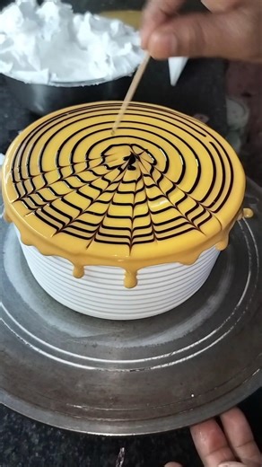 butterscotch cake beautiful design #birthdaycake #recipe #food #cake