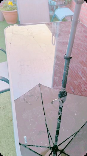 ❤️ Lissie ❤️ on Instagram: "Garden table clean up 🪏🪴👩‍🌾🏡 Using : @minkyhomecare M cloth & super soak tea towel. @karcher_uk Window Vac 👍🏻 @therangeuk garden furniture 😍 #garden #cleanup #cleantok #cleaningmotivation❤️ #motivated #fyp #foryou #karcher #windowvac #minky #minkyhomecare #fyp #foryou #cleaningmotivation #letsgo"