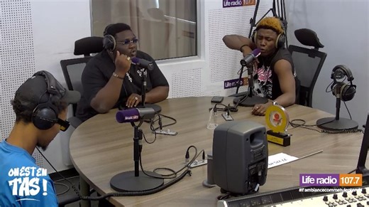 💣💥 #Jiro x Phénomène Authentik x #katchan envoient un louuuuurrrrd #freestyle en #exclu dans #OnEstEnTas! 🤯🔥💯🥵 🔝 UNE MASTERCLASS! 🙌🏾 🤩❤️ 💬 Vos impressions?😏 🔙 Votre émission survoltée est enfin de RETOUR! 😎 RDV tous les samedis, 16h - 18h sur Life radio 107.7.FM avec Boris Gouma & Hen Rit🎙️🎧 #Liferadio #OnEstEnTas #Rap #RapIvoire | Life Radio