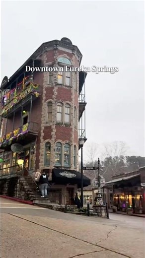 Downtown Eureka Springs is always a good day… 🎶 Hidden Gem of the Ozarks