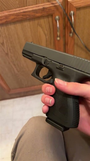 My Newest EDC Glock 23 Gen 3 40 S&W Alien Gear Photon Holster gonna put all Attachments on it #edc