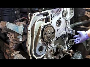 Camshaft Gear Removal - DT466E 2V In Engine.