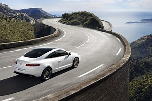 Renault Laguna Coupé 2.0 dCi 150 4Control Monaco GP - 2012