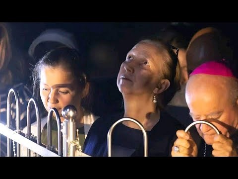 Medjugorje - tonight live Rosary for World Peace and extraordinary apparition