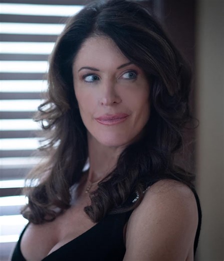 Julie Lott | Actress, Producer, Additional Crew