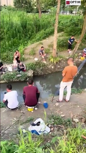 Увлекательная китайская рыбалка! Shorts шортс #китай #рыбалка #досуг #отдых #интересно #comedy