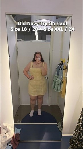 Inside the Fitting Room at Old Navy | Plus Size Summer Outfits | Size 18/20 Try On Haul