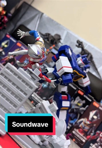 Exploring Blokees Soundwave Transformations