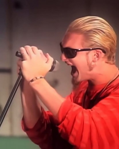 89K views · 4.6K reactions | With Nirvana, Pearl Jam and now Soundgarden all inducted into the Rock & Roll Hall of Fame, only one band in the "Big 4" of grunge remains to be so honored: the mighty Alice in Chains. | REVOLVER Magazine | Facebook