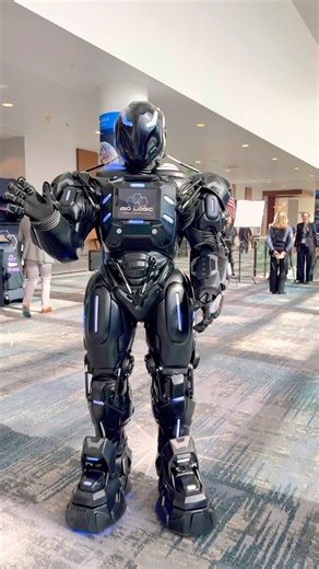 Unique LIVE ROBOT ADAM!🤖 #lasershowusa #adam #Robot #expo #future