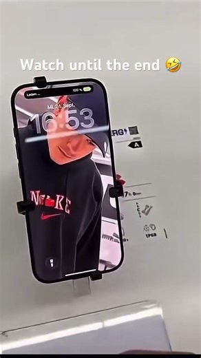 That dude was baffled when he looked at The phone. #funny #memes #like #subscribe #shorts #viral