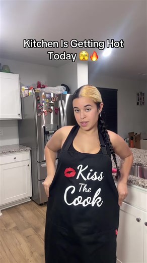 Cooking With Latin #livecheckin #cooking #kissthecook😘 #latina