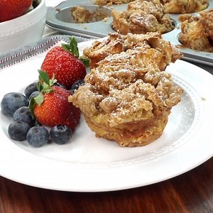 512K views · 72 reactions | French toast muffins are made with buttery croissants and topped with a yummy cinnamon streusel. This is an easy breakfast to pop in the oven and have it all done at once. recipe=>https://butteryourbiscuit.com/french-toast-muffins/ | Butter Your Biscuit | Facebook